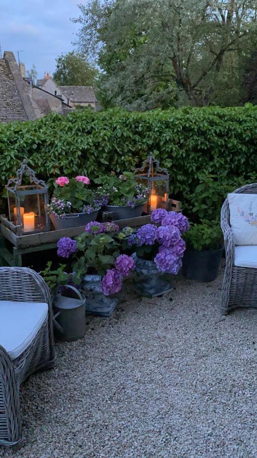 Pytts House Boutique Bed & Breakfast Burford Buitenkant foto