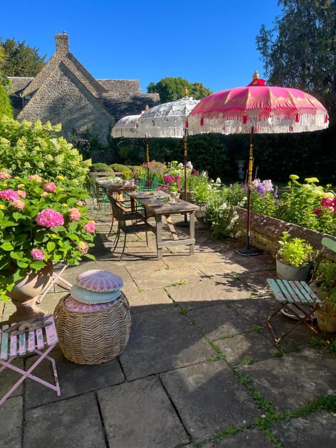 Pytts House Boutique Bed & Breakfast Burford Buitenkant foto